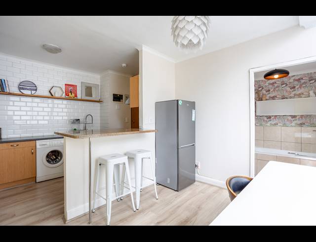 1 BEDROOM APARTMENT TO LET IN CAPE TOWN CITY CENTRE